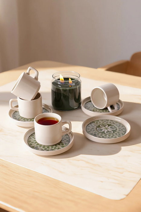 Hermia Juego de tazas de té y platillos de 8 piezas, Crema y verde